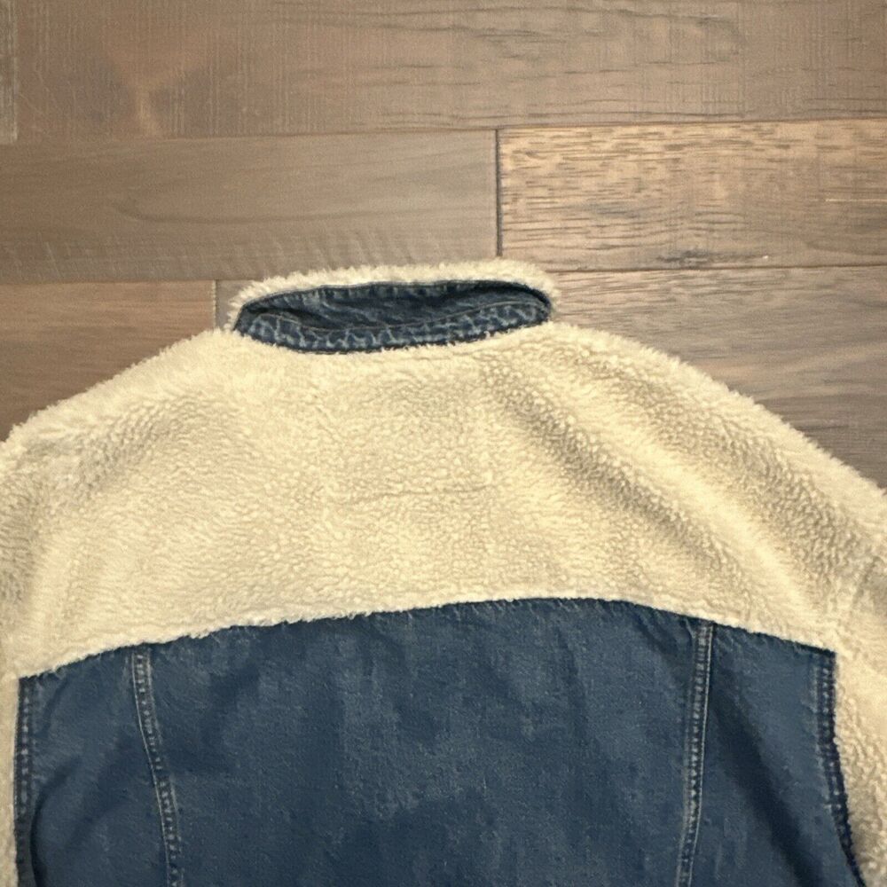 American Eagle Outfitters Blue and Cream Jean Jacket - Picture 9 of 9